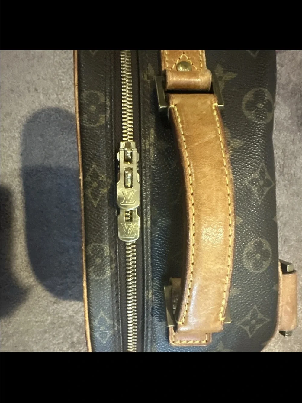 Louis Vuitton Monogram Canvas Dark Brown and Tan Messenger Bag Sac a Dos packall